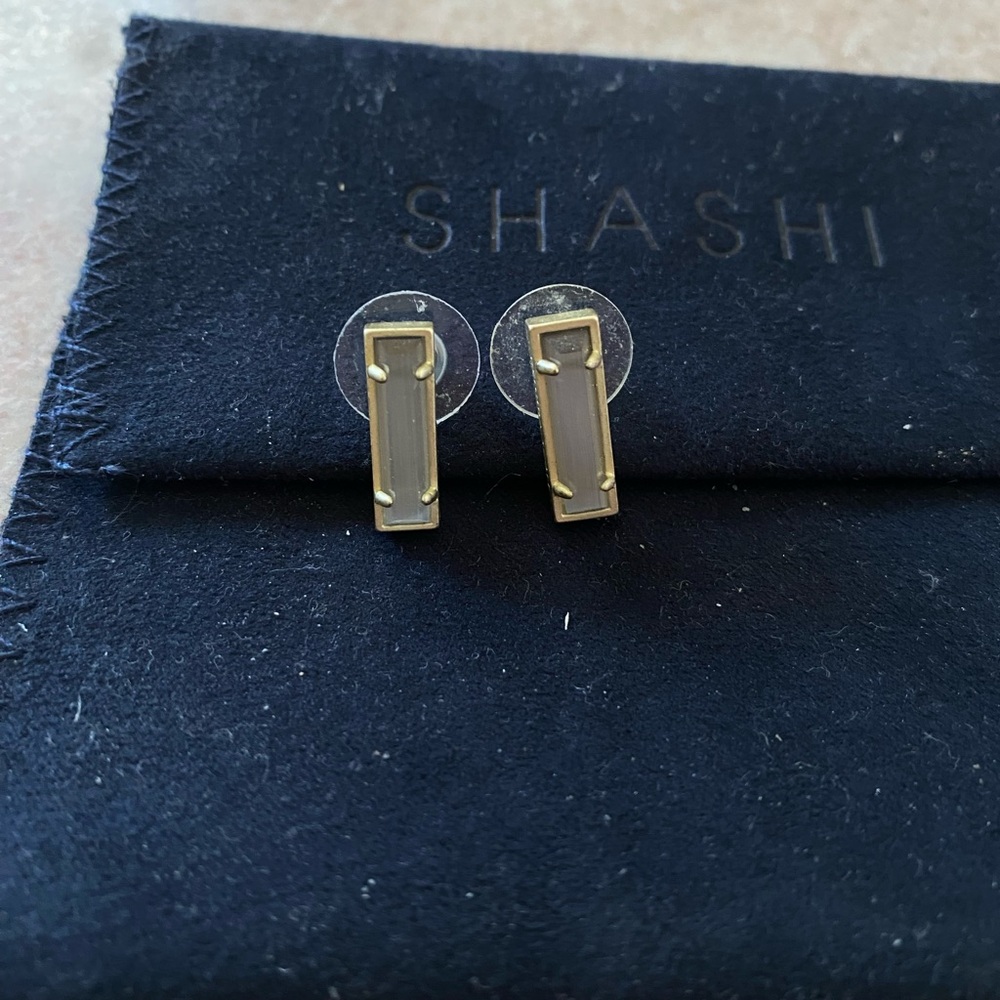 Kendra Scott Gold and Grey Earrings